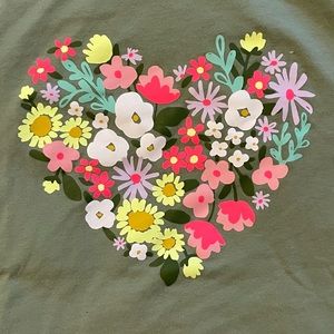 Green flower heart tshirt